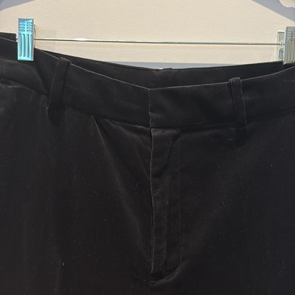 Gap , velvet cropped pants, black 10 Tall, Euc - Picture 3 of 9